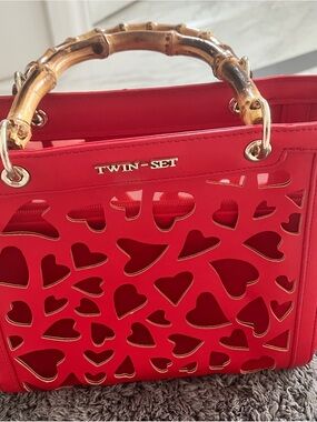 TWIN-SET Red Heart Cutout Bamboo-Handle Tote - new never been used